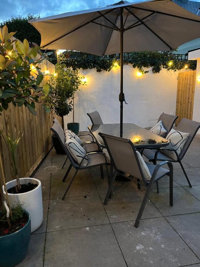 The Hillcrest, Luxury Accommodation In Castleblayney Town Bagian luar foto