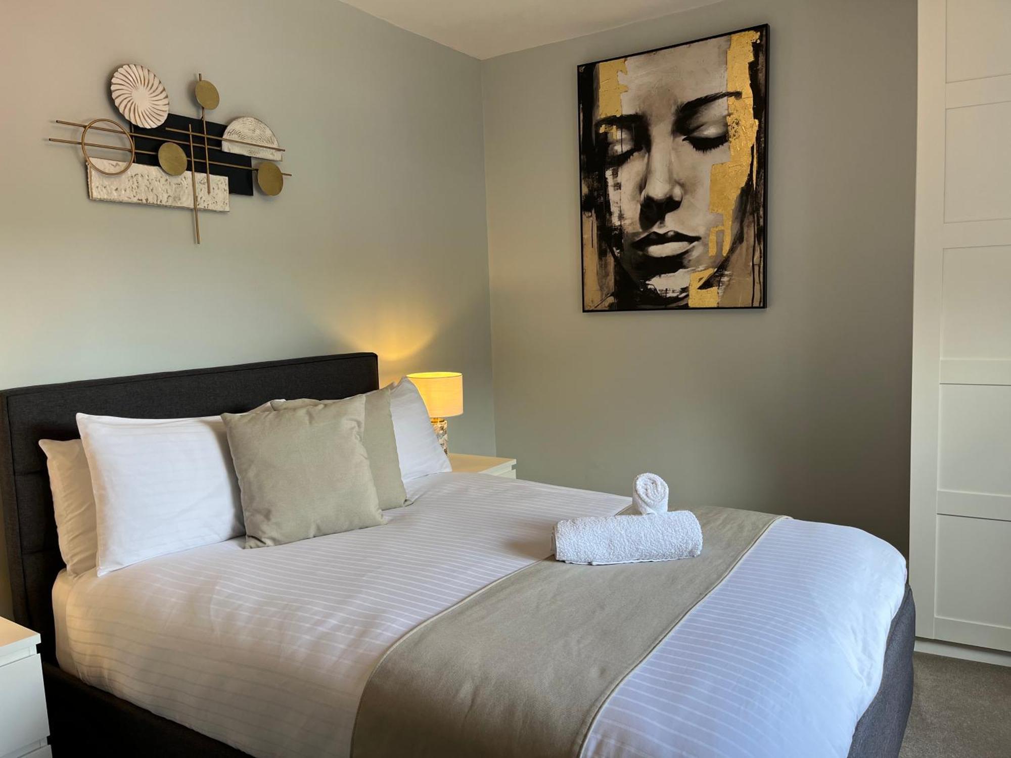 The Hillcrest, Luxury Accommodation In Castleblayney Town Bagian luar foto